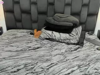 MartinaMadisson's Live Sex Cam Show