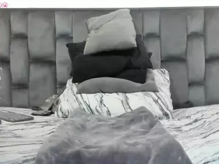 MartinaMadisson's Live Sex Cam Show