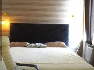 BlackXCrystal's Live Sex Cam Show