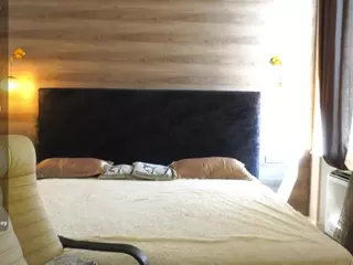 BlackXCrystal's Live Sex Cam Show