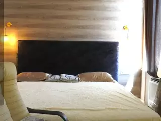 BlackXCrystal's Live Sex Cam Show
