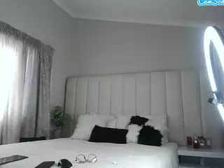 Bustygoddess32's Live Sex Cam Show