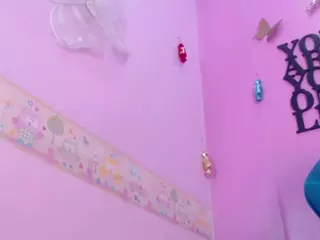 LilaPinky's Live Sex Cam Show