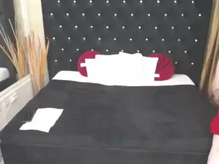 Lillyhott's Live Sex Cam Show