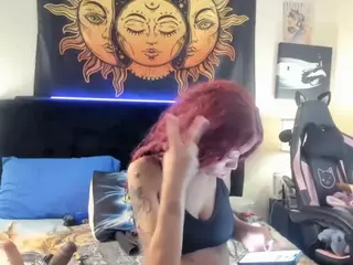 Hottiefreckles's Live Sex Cam Show