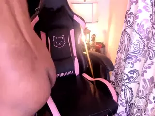 Hottiefreckles's Live Sex Cam Show