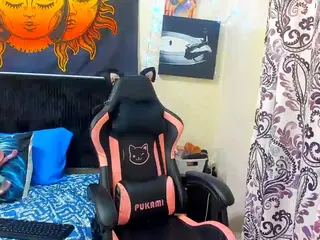 Hottiefreckles's Live Sex Cam Show