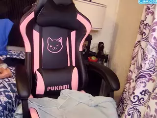 Hottiefreckles's Live Sex Cam Show