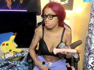 Hottiefreckles's Live Sex Cam Show
