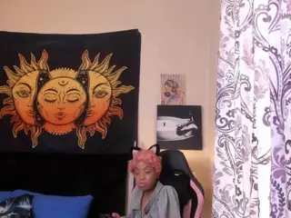 Hottiefreckles's Live Sex Cam Show