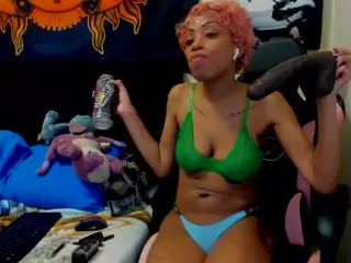 Hottiefreckles's Live Sex Cam Show