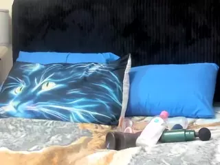 Hottiefreckles's Live Sex Cam Show