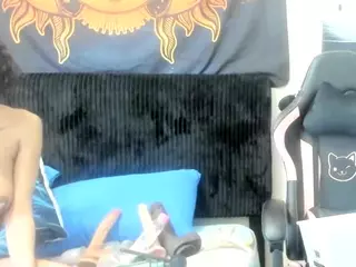 Hottiefreckles's Live Sex Cam Show
