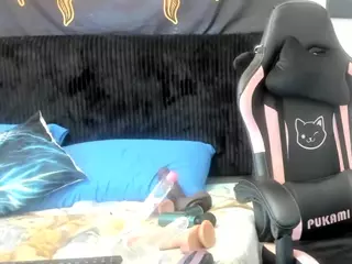Hottiefreckles's Live Sex Cam Show