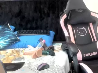 Hottiefreckles's Live Sex Cam Show