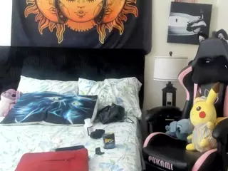 Hottiefreckles's Live Sex Cam Show