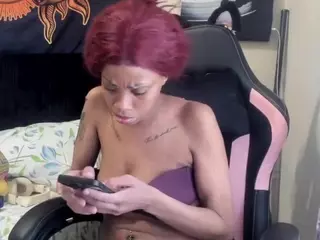 Hottiefreckles's Live Sex Cam Show