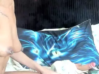 Hottiefreckles's Live Sex Cam Show