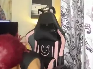 KITTIEFRECKLES's Live Sex Cam Show