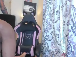 KITTIEFRECKLES's Live Sex Cam Show