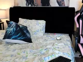 KITTIEFRECKLES's Live Sex Cam Show