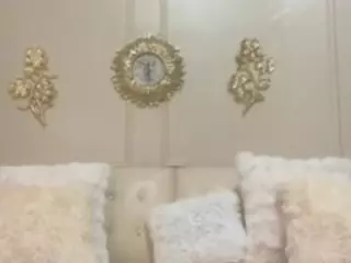 KITTIEFRECKLES's Live Sex Cam Show