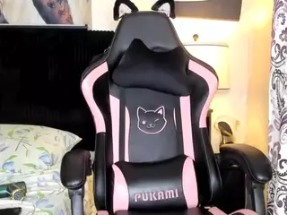 KITTIEFRECKLES's Live Sex Cam Show