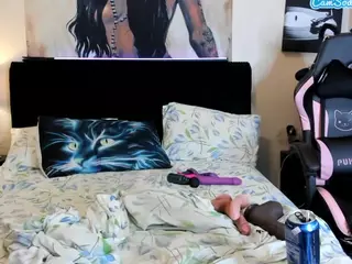 KITTIEFRECKLES's Live Sex Cam Show
