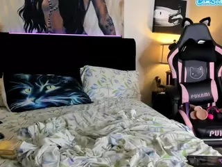 KITTIEFRECKLES's Live Sex Cam Show