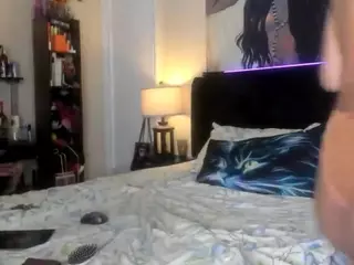 KITTIEFRECKLES's Live Sex Cam Show