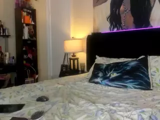 KITTIEFRECKLES's Live Sex Cam Show