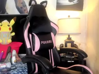 KITTIEFRECKLES's Live Sex Cam Show
