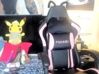 KITTIEFRECKLES's Live Sex Cam Show