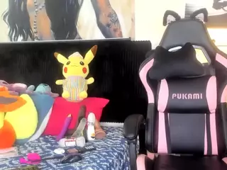 KITTIEFRECKLES's Live Sex Cam Show