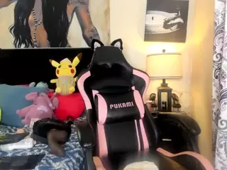 KITTIEFRECKLES's Live Sex Cam Show