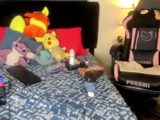KITTIEFRECKLES's Live Sex Cam Show