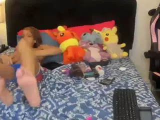 KITTIEFRECKLES's Live Sex Cam Show