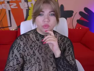 AlinkaMalinkaa's Live Sex Cam Show
