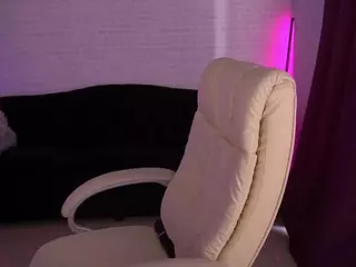 AlinkaMalinkaa's Live Sex Cam Show