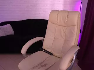 AlinkaMalinkaa's Live Sex Cam Show
