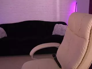 AlinkaMalinkaa's Live Sex Cam Show