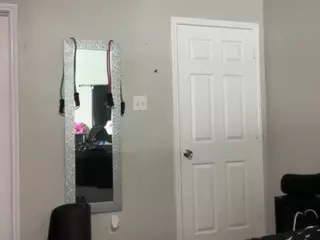 bigbootyjudy's Live Sex Cam Show