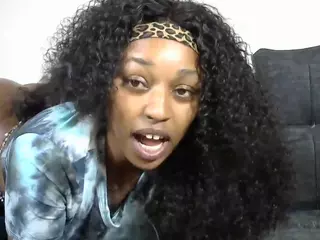 JollyMami's Live Sex Cam Show