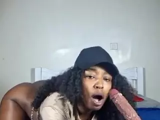 JollyMami's Live Sex Cam Show