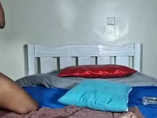 JollyMami's Live Sex Cam Show
