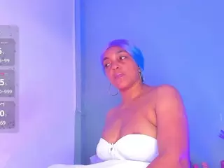 Lovely Nicki's Live Sex Cam Show