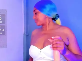 Lovely Nicki's Live Sex Cam Show