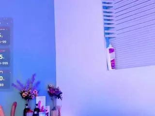Lovely Nicki's Live Sex Cam Show