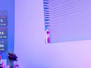 Lovely Nicki's Live Sex Cam Show