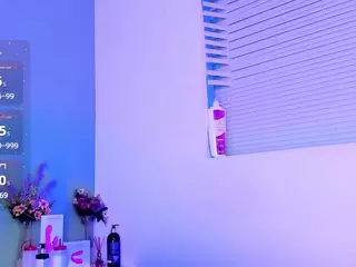 Lovely Nicki's Live Sex Cam Show